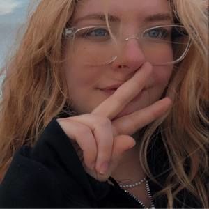 Meet your Posher, Ana